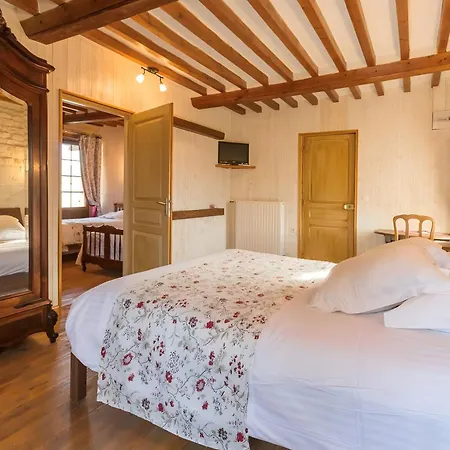 D'hotes Du Grand Parc Bed & Breakfast